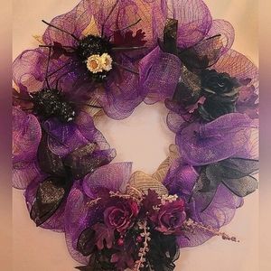 Handmade spider couple wreath on wire frame